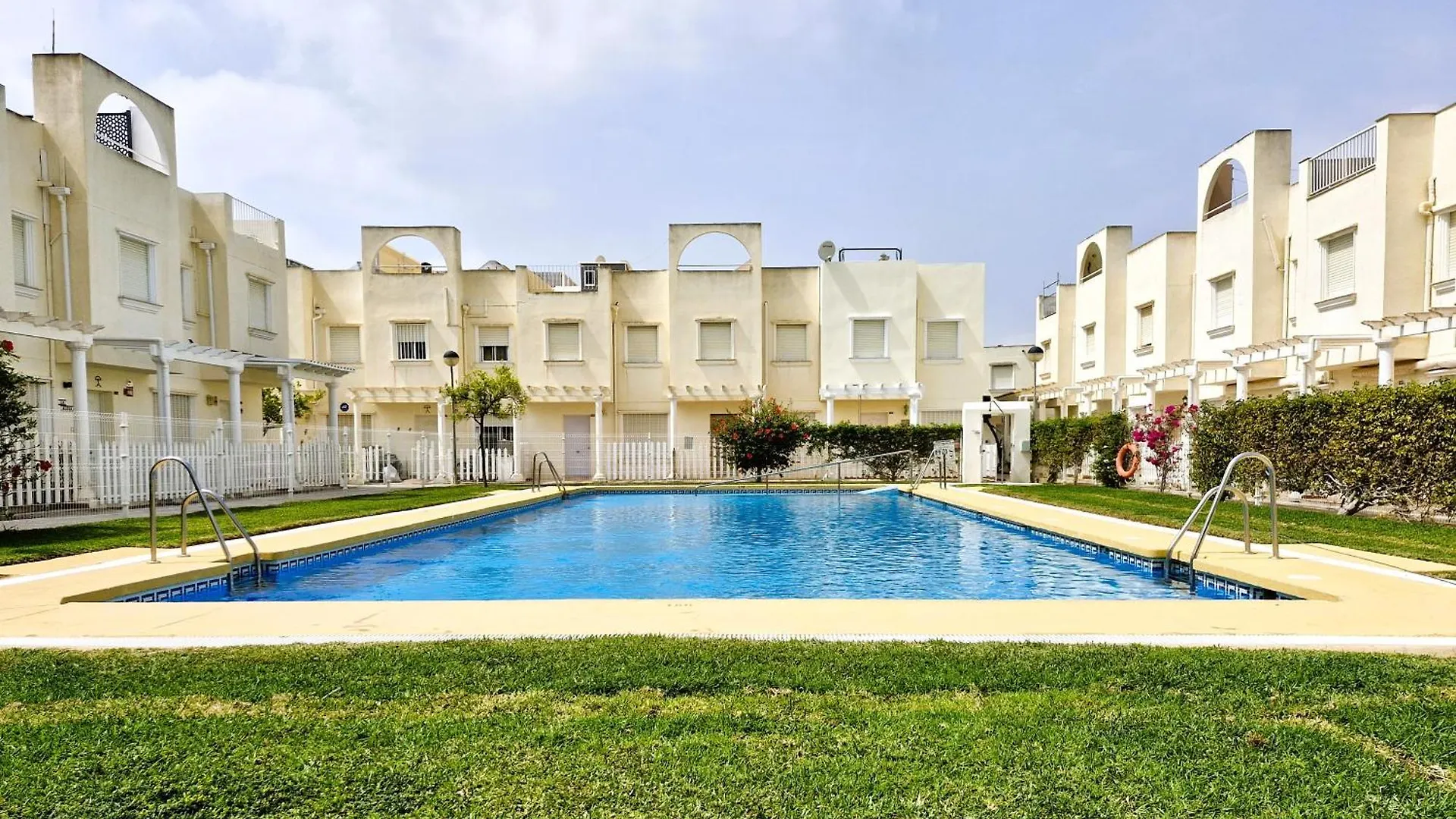 Casa Las Marinas Vera Apartment